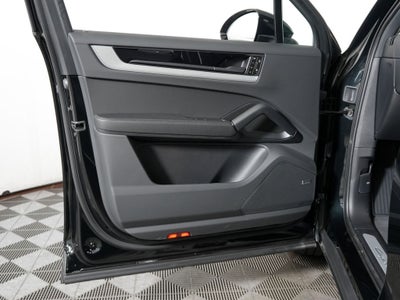 2026 Porsche Cayenne Base