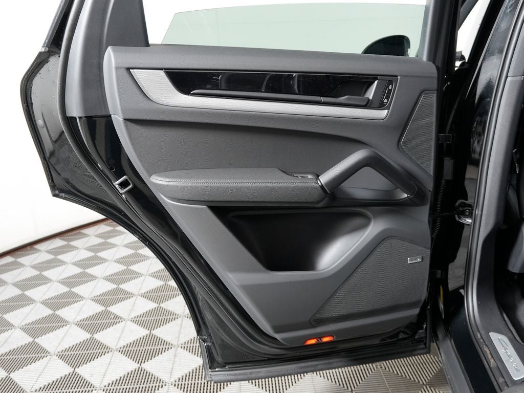 2026 Porsche Cayenne Base