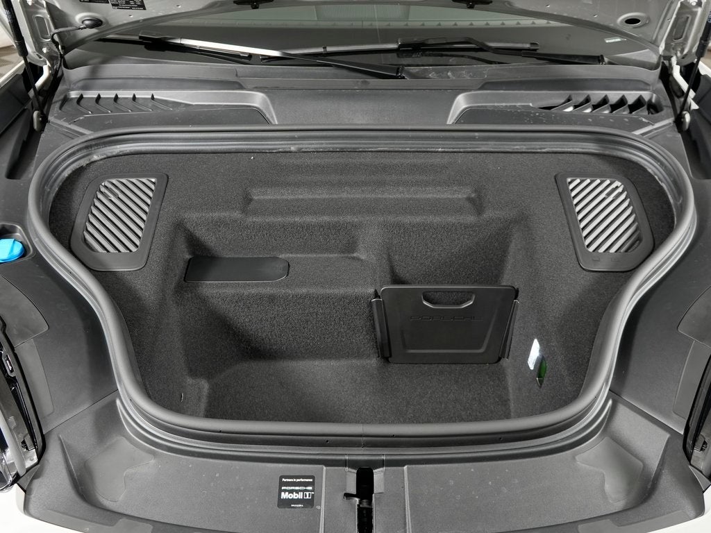 2026 Porsche Macan Electric 4