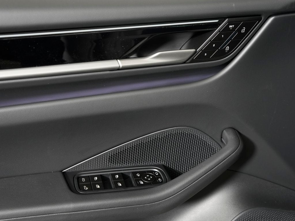 2026 Porsche Macan Electric 4