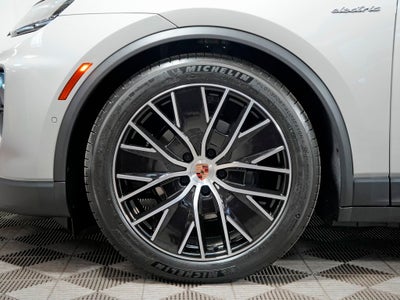 2026 Porsche Macan Electric 4