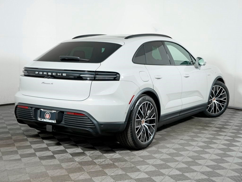 2026 Porsche Macan Electric 4
