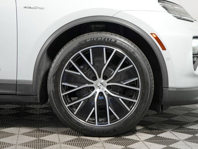 2025 Porsche Macan Electric 4