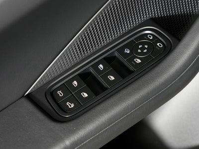 2025 Porsche Macan Electric 4