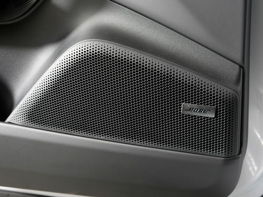 2025 Porsche Macan Electric 4