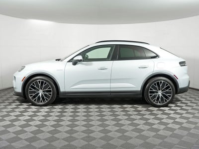 2025 Porsche Macan Electric 4