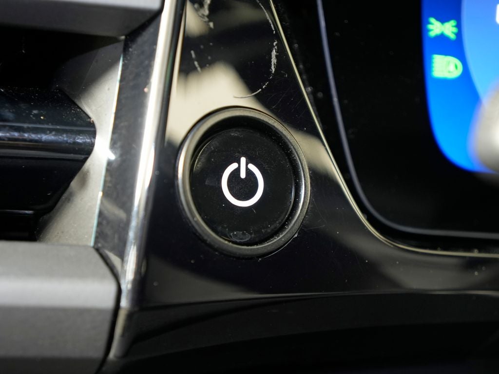 2025 Porsche Macan Electric 4