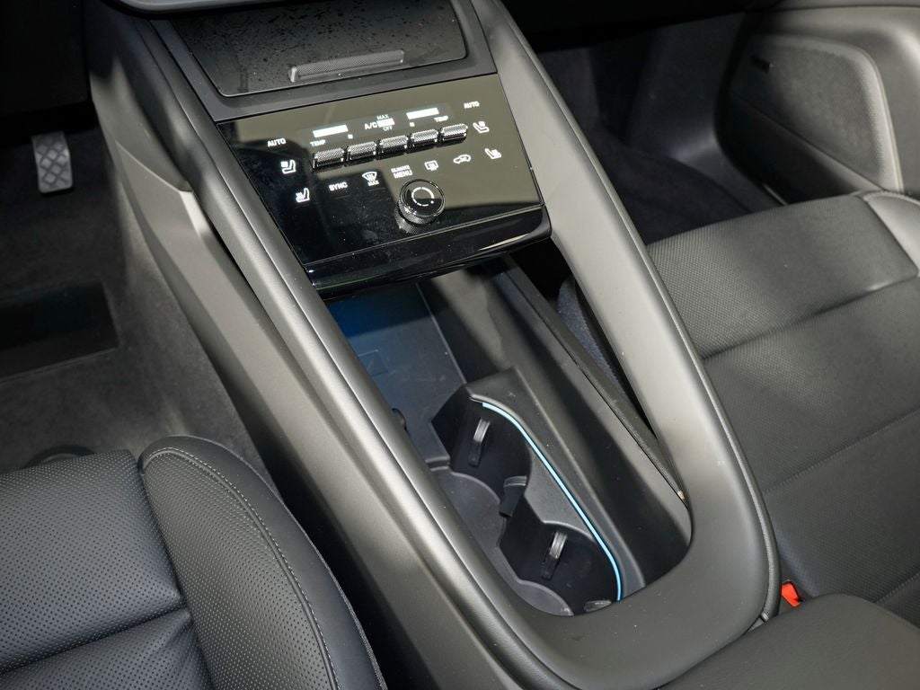 2025 Porsche Macan Electric 4