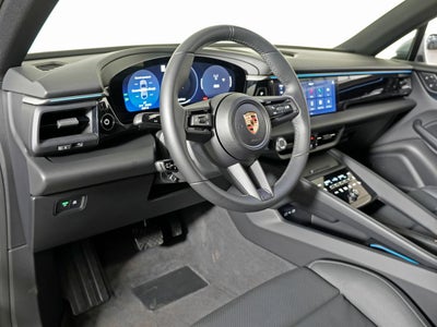 2025 Porsche Macan Electric 4