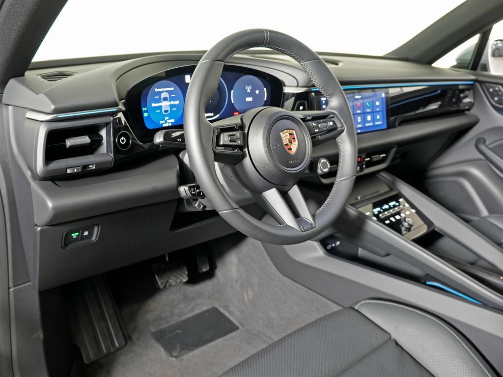 2025 Porsche Macan Electric 4