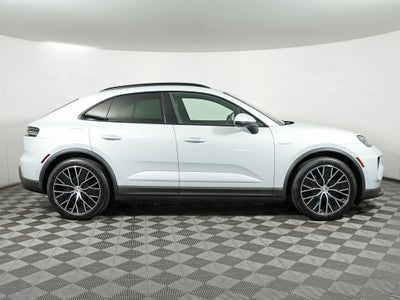 2025 Porsche Macan Electric 4