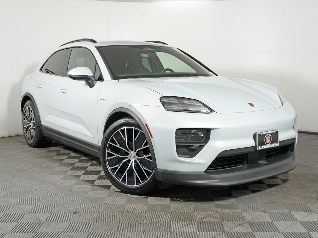 2025 Porsche Macan Electric 4