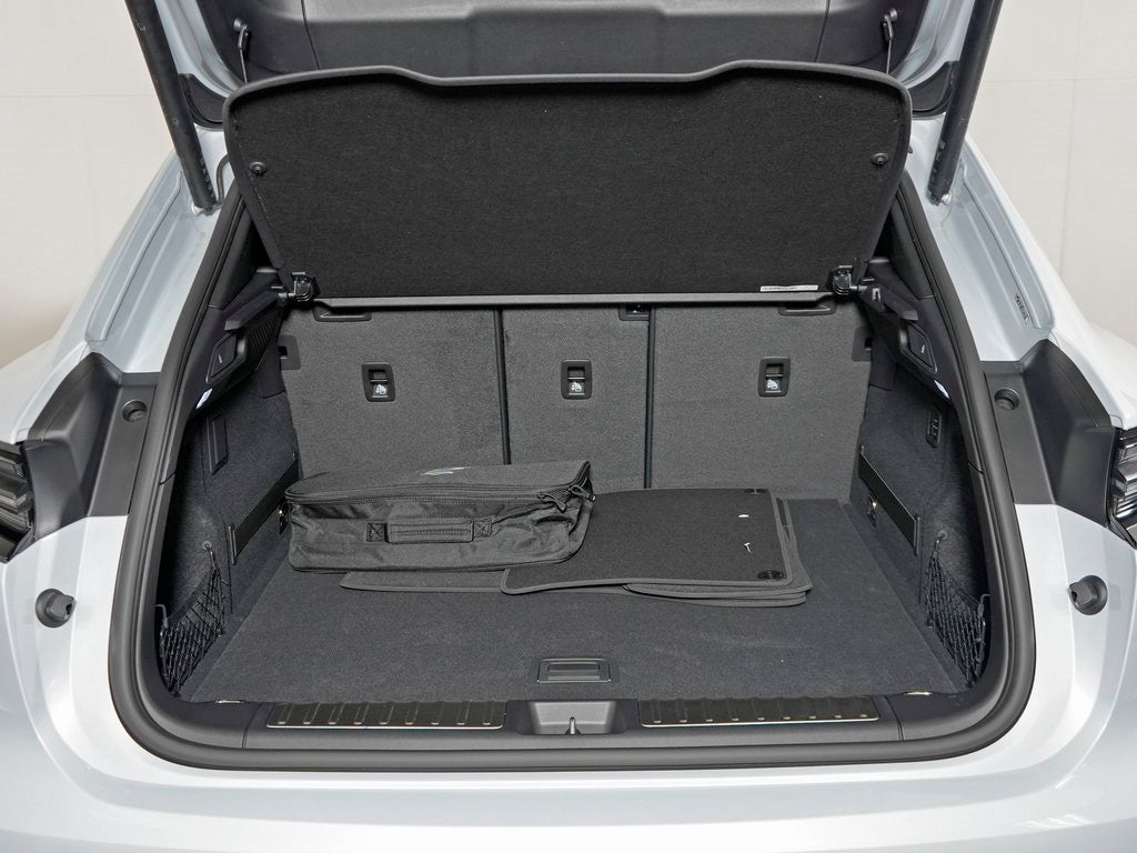 2026 Porsche Macan Electric 4