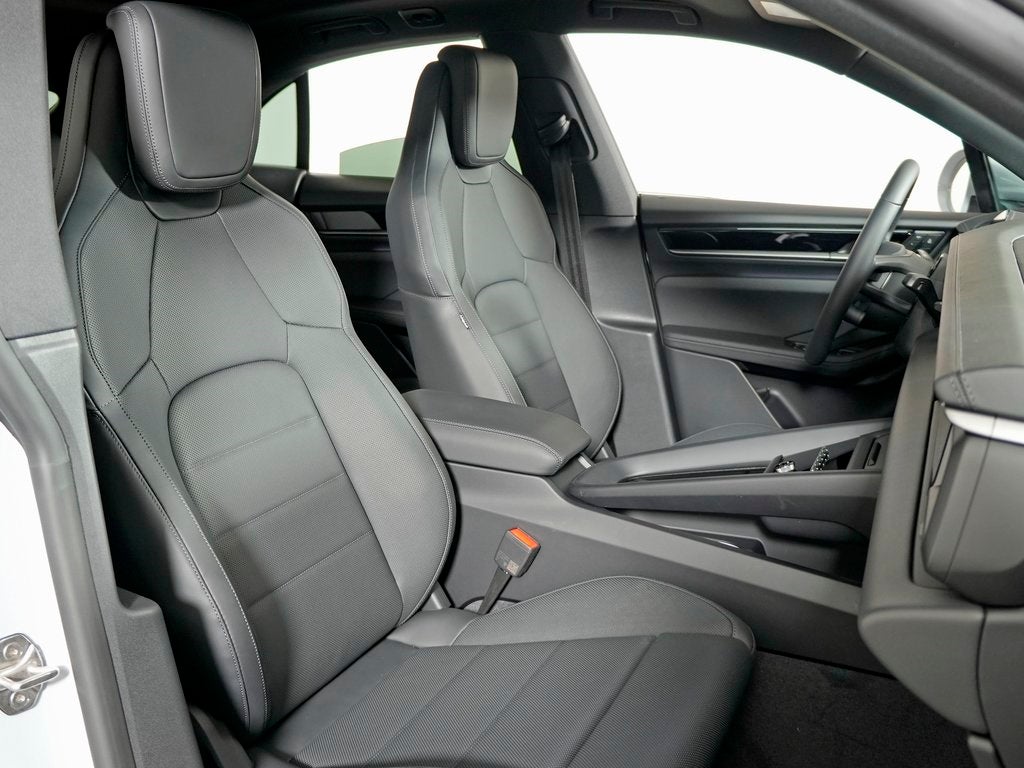 2026 Porsche Macan Electric 4