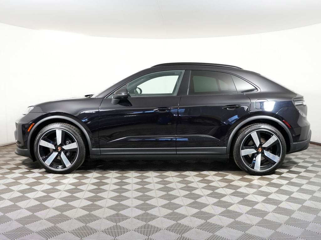 2026 Porsche Macan Electric 4
