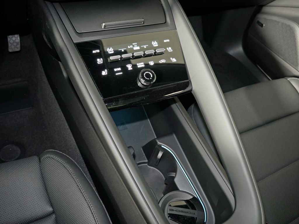 2026 Porsche Macan Electric 4