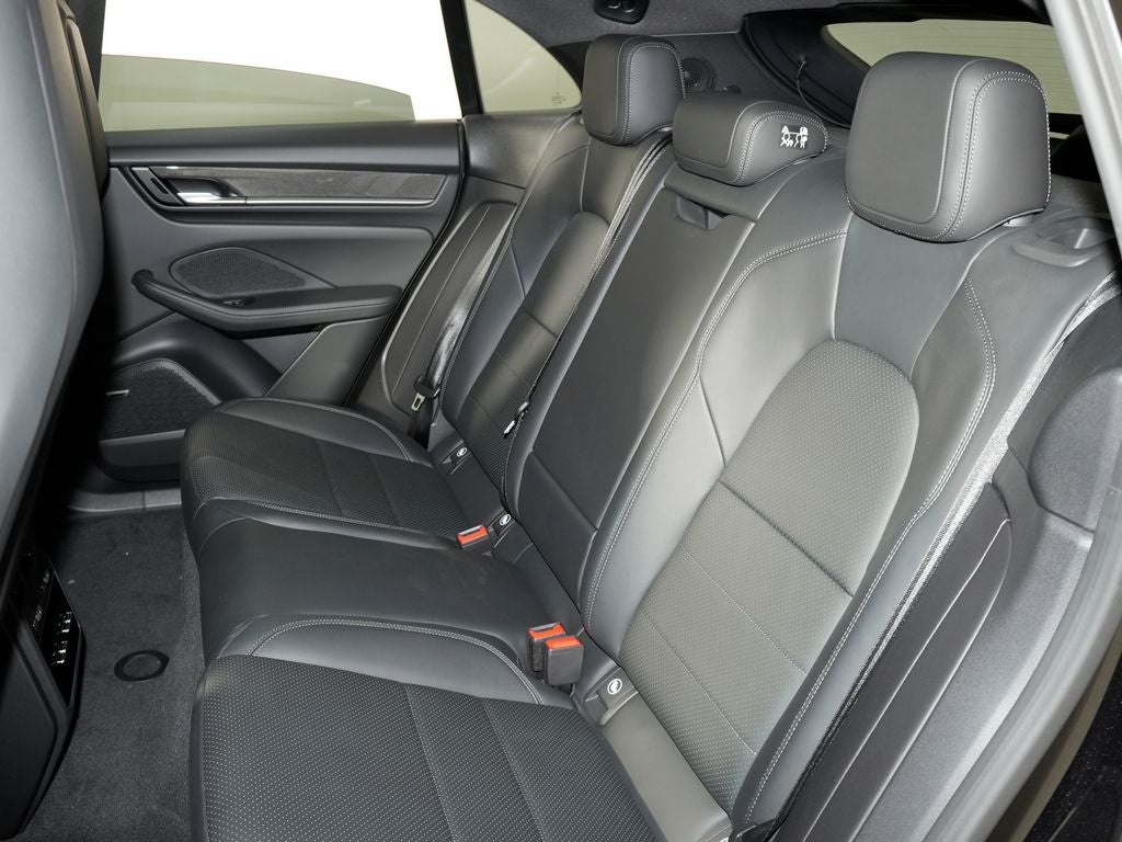 2026 Porsche Macan Electric 4