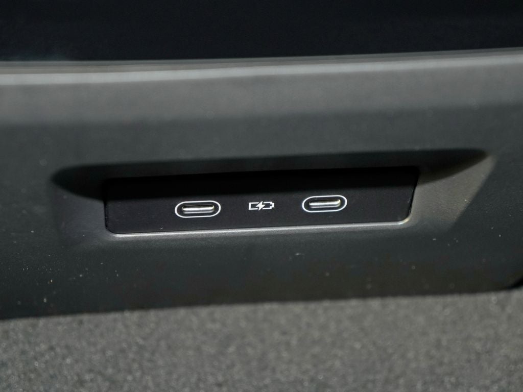 2026 Porsche Macan Electric 4