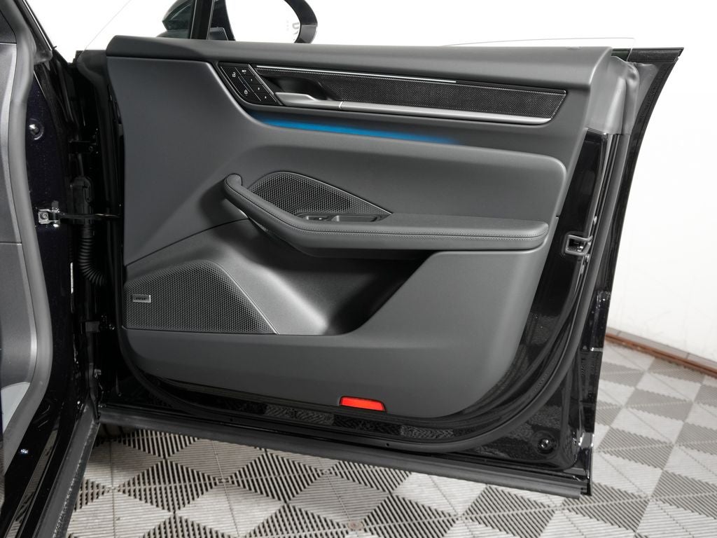 2026 Porsche Macan Electric 4