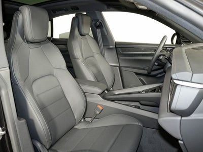 2026 Porsche Macan Electric 4