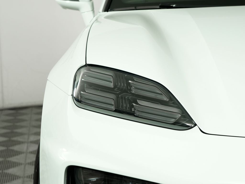 2026 Porsche Macan Electric 4