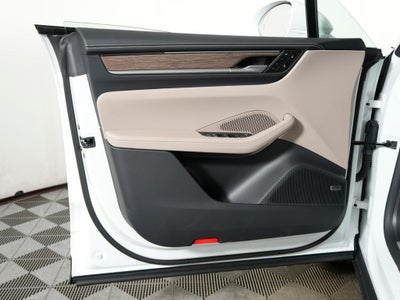 2026 Porsche Macan Electric 4