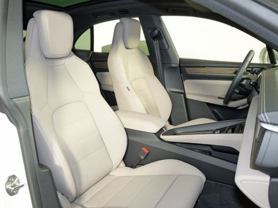 2026 Porsche Macan Electric 4