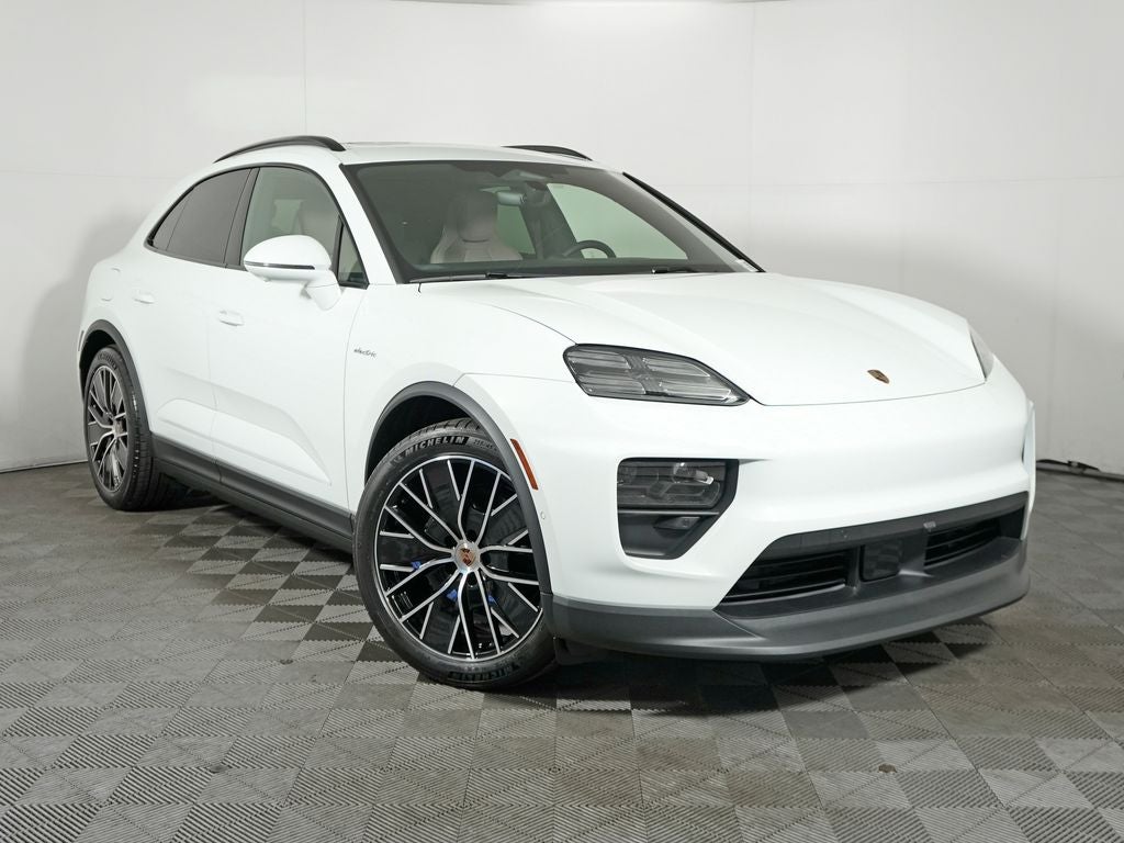 2026 Porsche Macan Electric 4