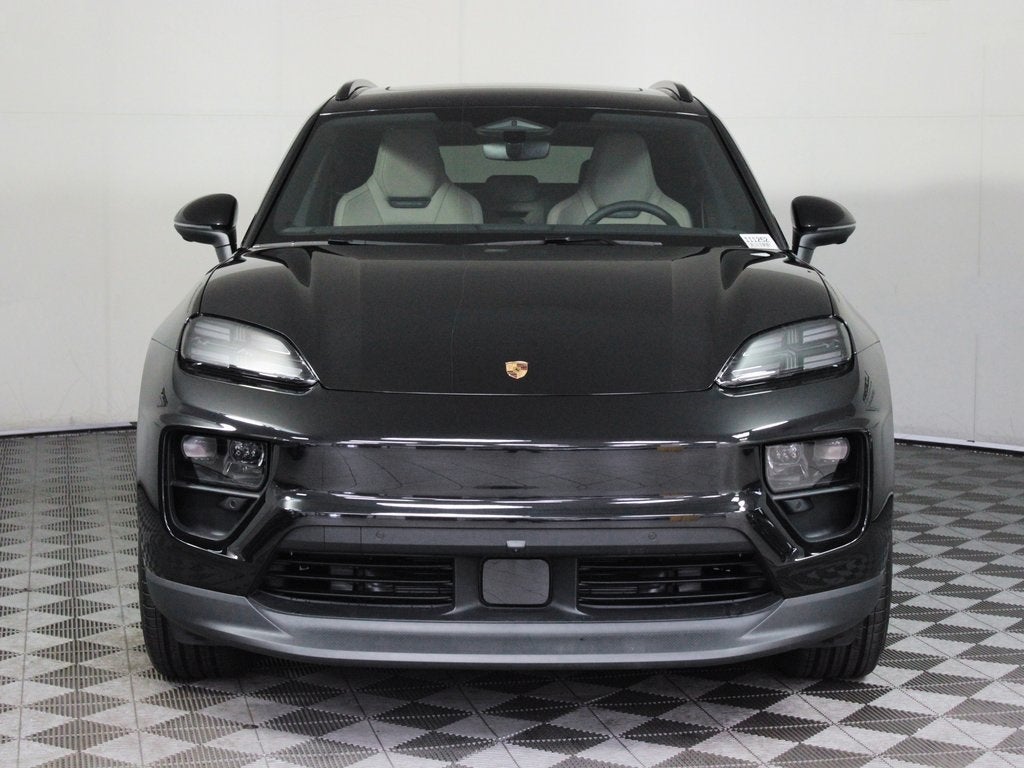 2025 Porsche Macan Electric 4
