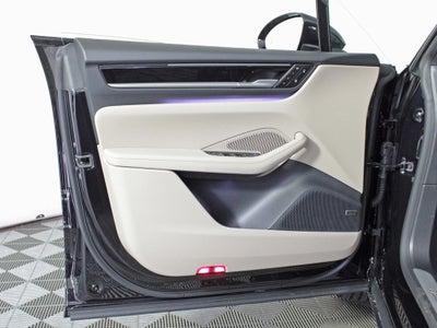 2025 Porsche Macan Electric 4