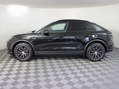 2025 Porsche Macan Electric 4