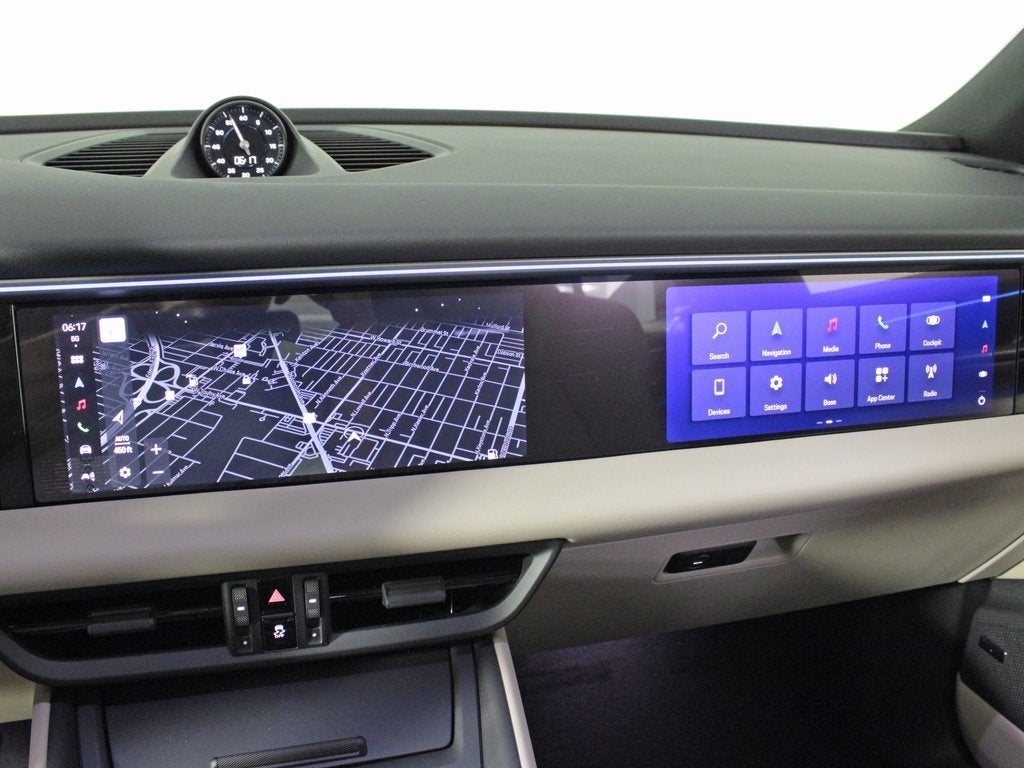 2025 Porsche Macan Electric 4