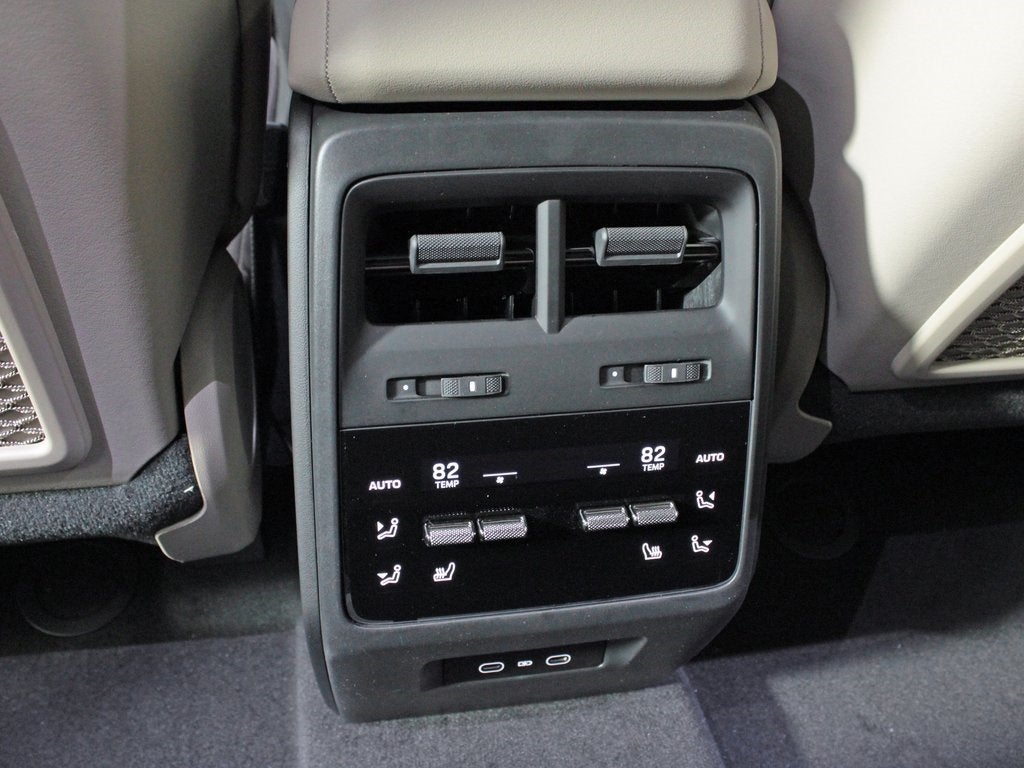 2025 Porsche Macan Electric 4