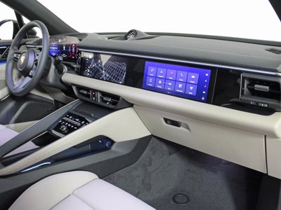 2025 Porsche Macan Electric 4