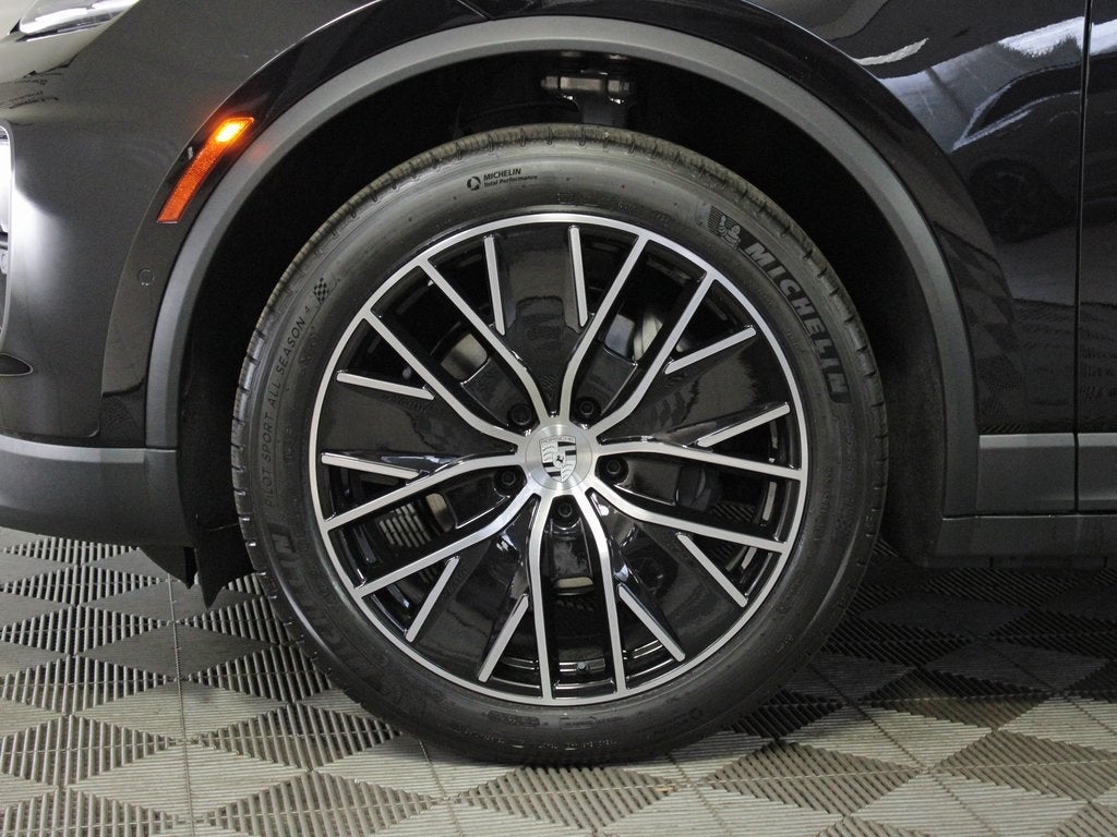 2025 Porsche Macan Electric 4