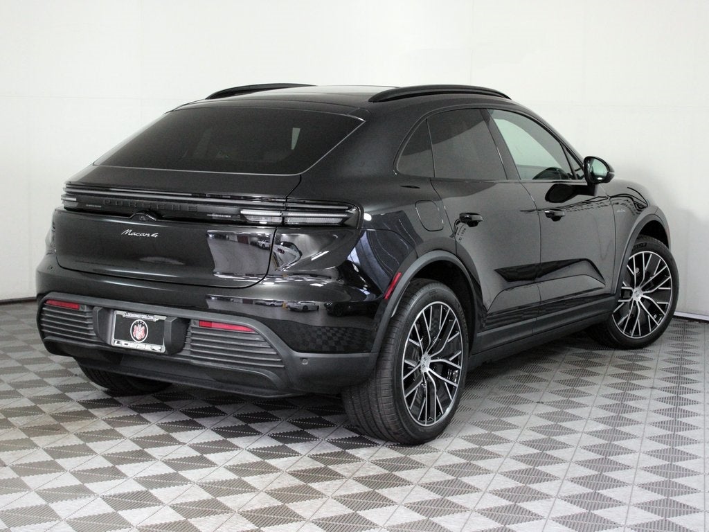 2025 Porsche Macan Electric 4