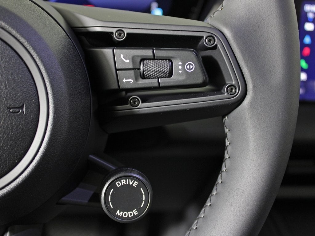 2025 Porsche Macan Electric 4