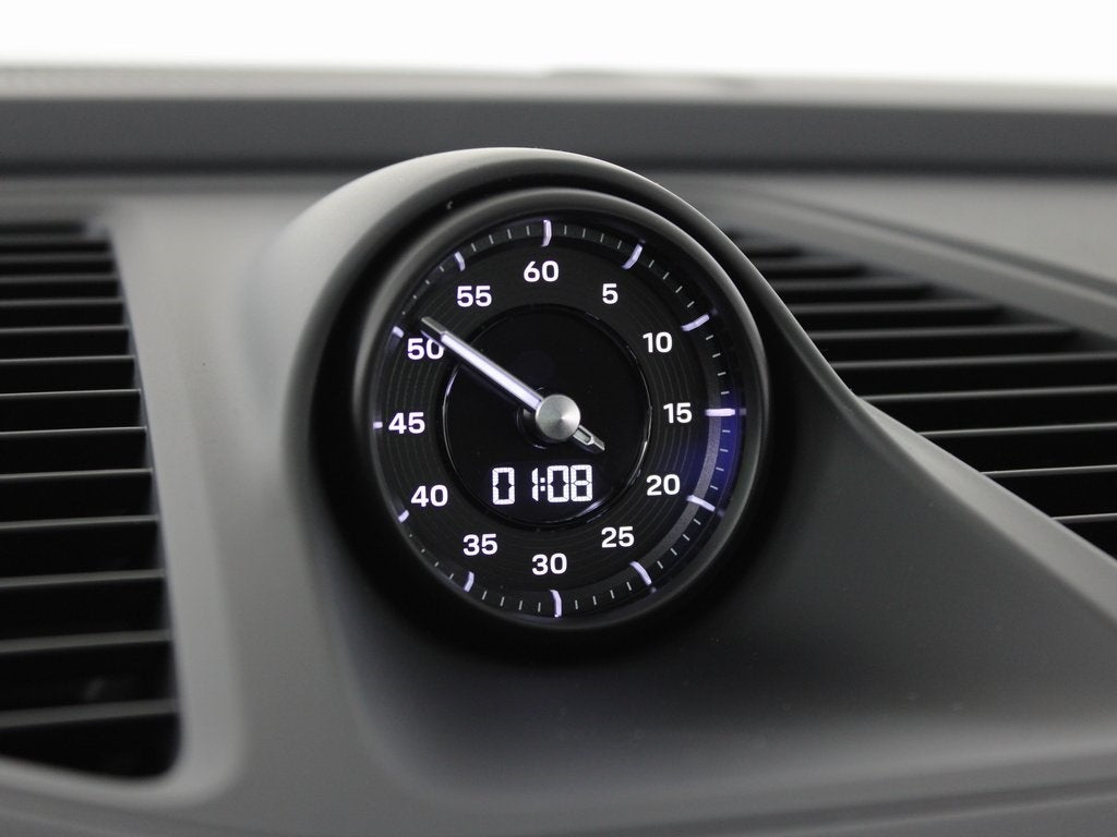 2025 Porsche Macan Electric 4