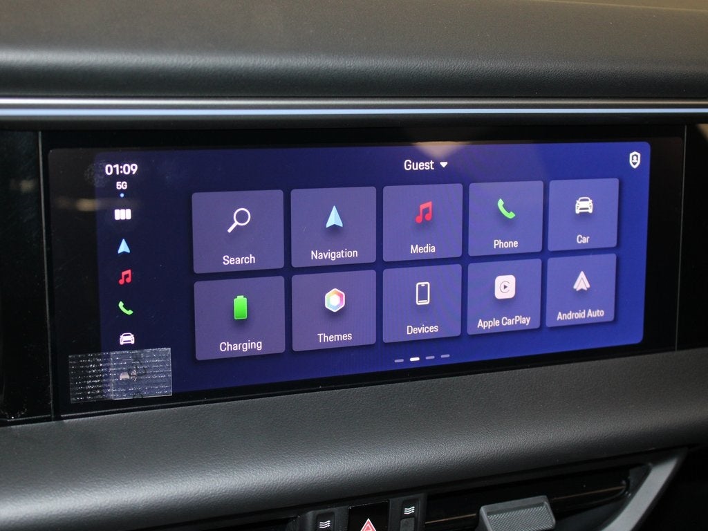 2025 Porsche Macan Electric 4