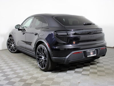 2025 Porsche Macan Electric 4