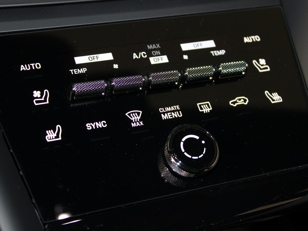 2025 Porsche Macan Electric 4