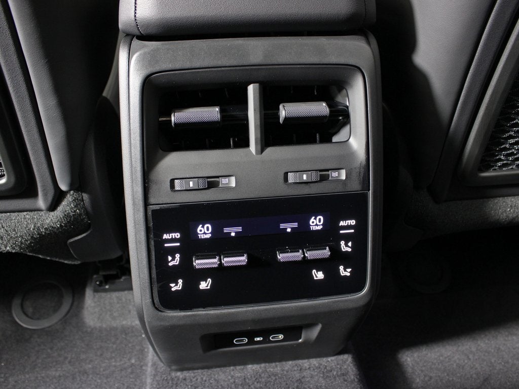 2025 Porsche Macan Electric 4