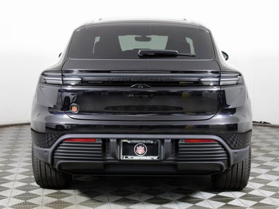 2025 Porsche Macan Electric 4