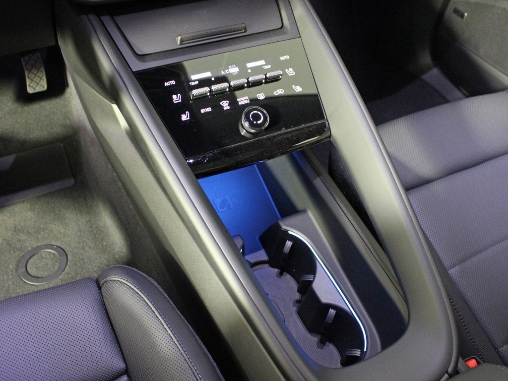 2025 Porsche Macan Electric 4