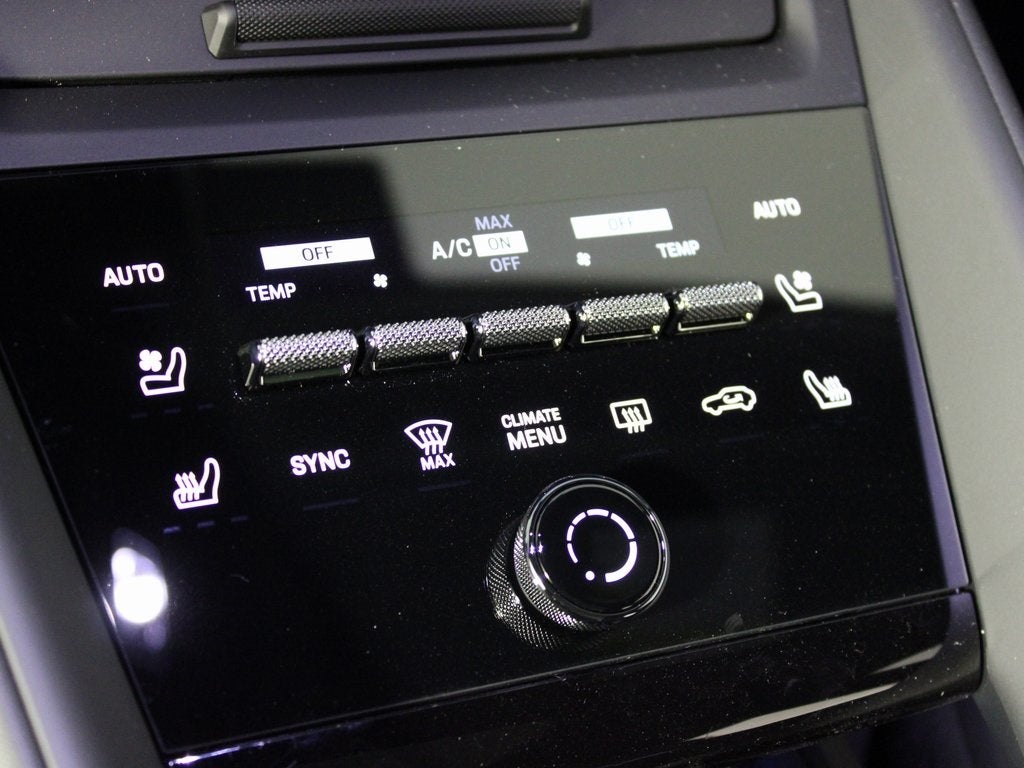 2025 Porsche Macan Electric 4