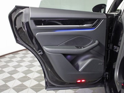 2025 Porsche Macan Electric 4