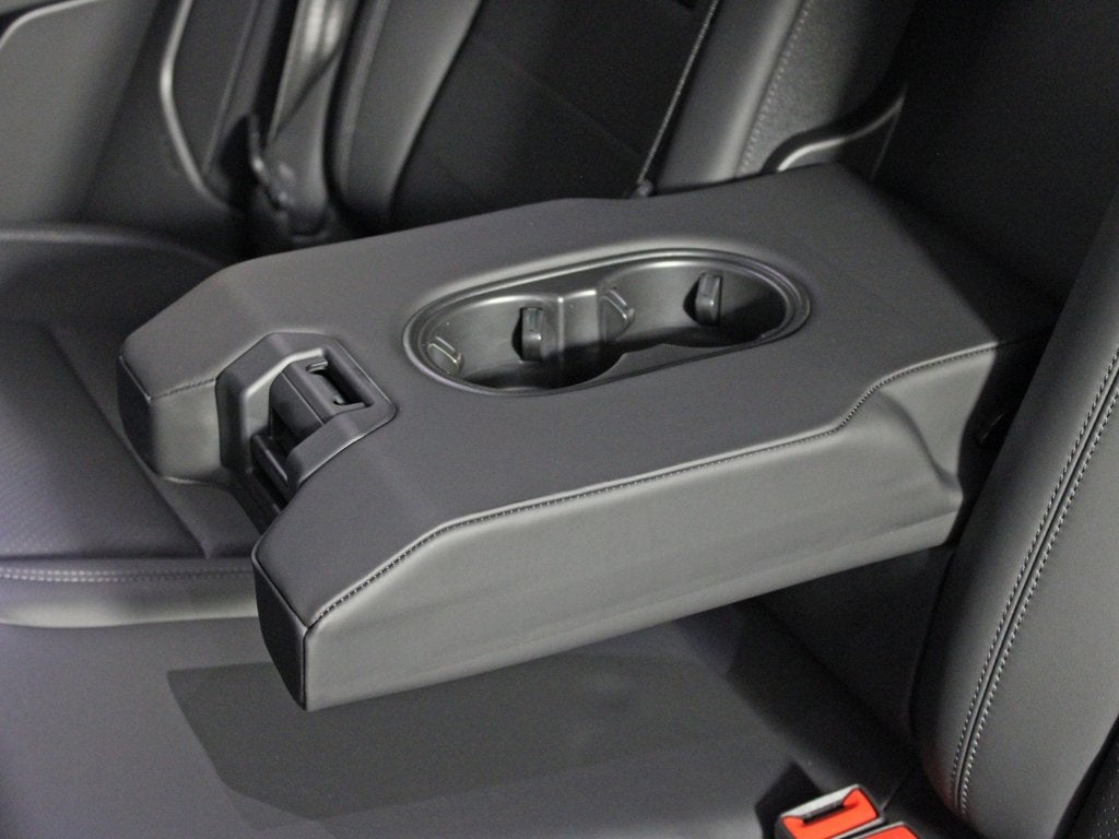 2025 Porsche Macan Electric 4