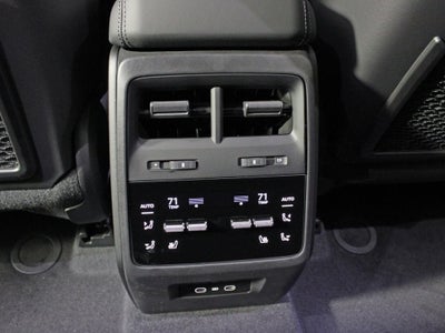 2025 Porsche Macan Electric 4