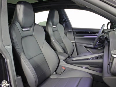 2025 Porsche Macan Electric 4