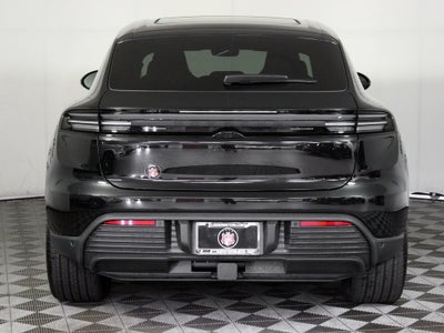 2025 Porsche Macan Electric 4